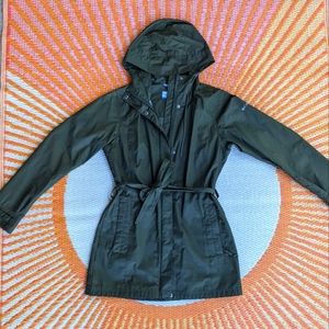 Columbia Women's Rain Jacket Size Small